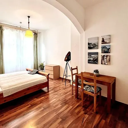 Gemuetliches 1 Zimmer- In Neuenbuerg